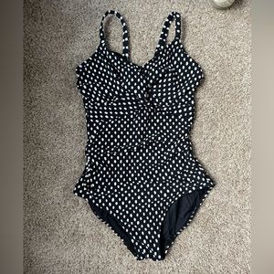 Retro cut polka dot one piece